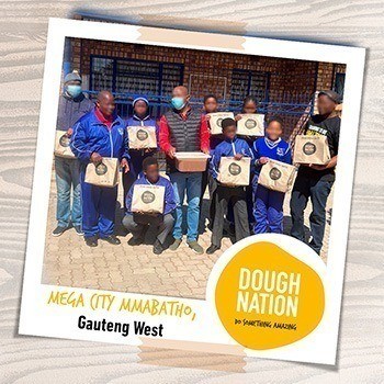 Debonairs Mega City Mmabatho delivers smiles at Ipeleng Primary School