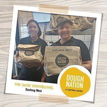 Debonairs Pizza Park Square Vanderbijlpark doughnates to those in need at local taxi rank
